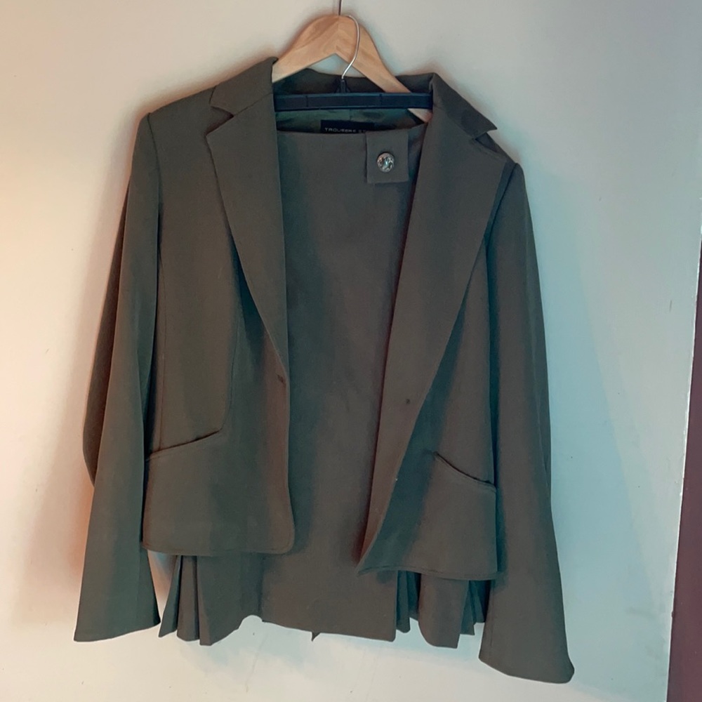 Trousers Etc 2 piece suit